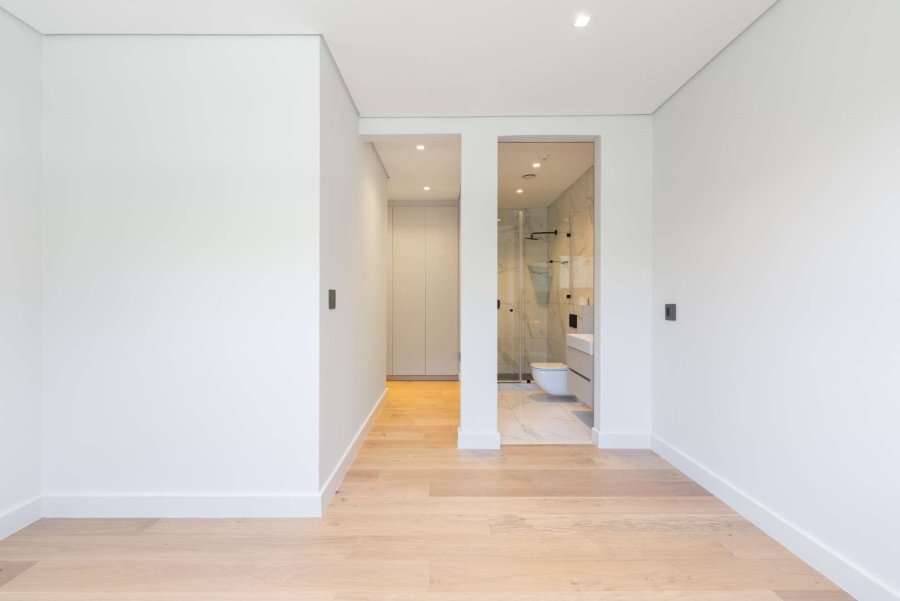 5 Bedroom Property for Sale in Camps Bay Western Cape